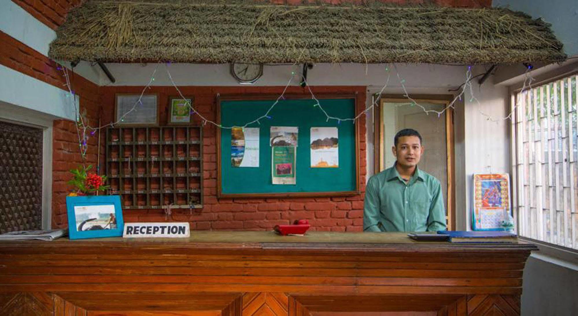 Chitwan Adventure Resort Sauraha Luaran gambar