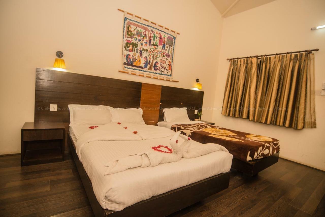 Chitwan Adventure Resort Sauraha Luaran gambar